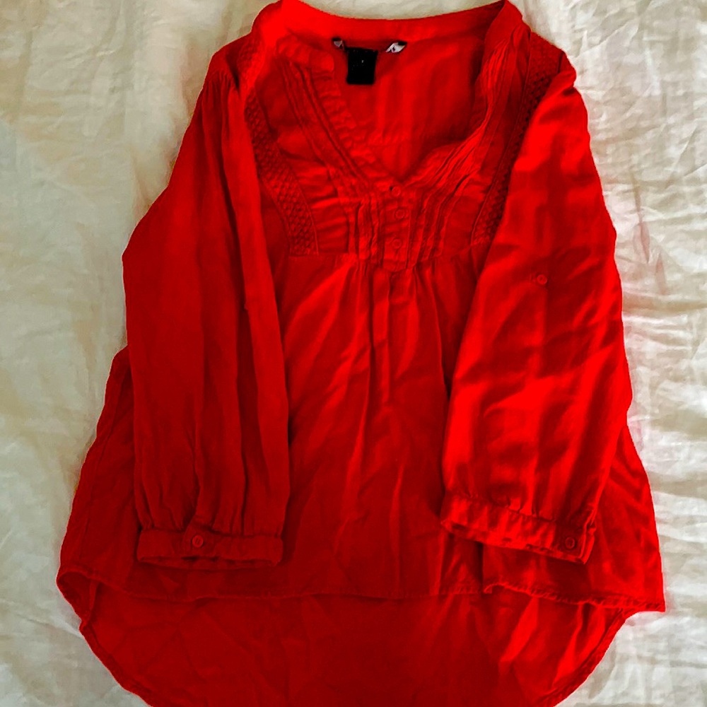 Long sleeve shirt size S , perfect for a boho look